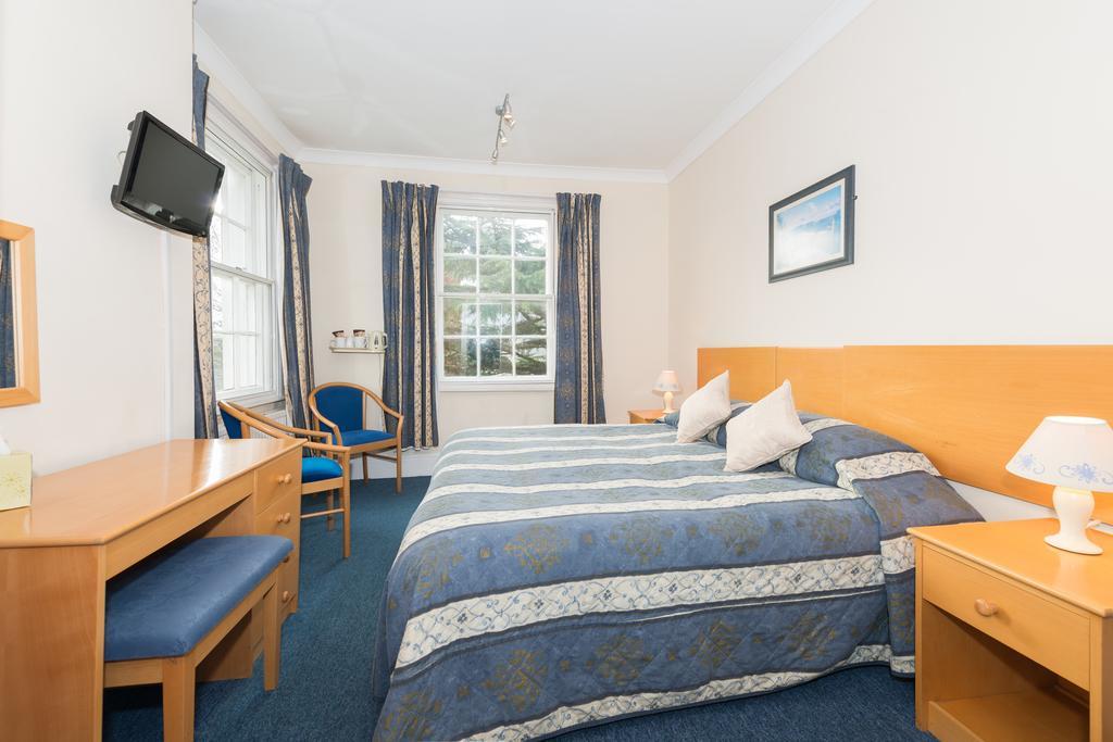Clock Tower Hotel Exeter Room photo