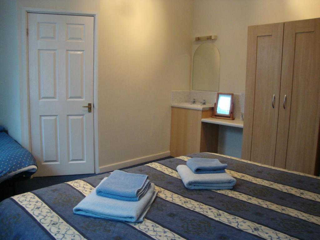 Clock Tower Hotel Exeter Room photo