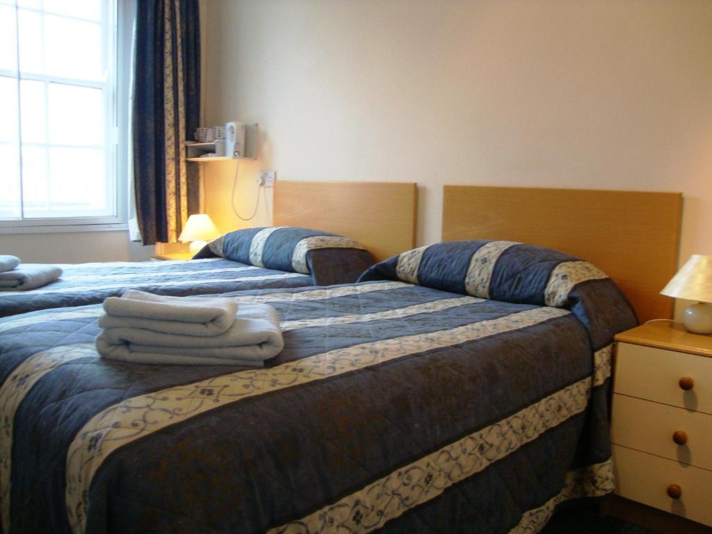 Clock Tower Hotel Exeter Room photo
